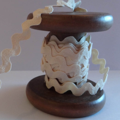 Ric Rac Ivory - 1cm