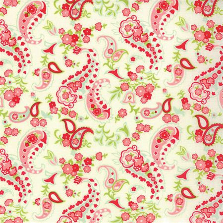 Scrumptious Cream Paisley - 60 cm Remnant