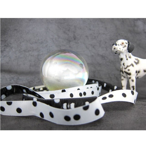 Black Spot on White Ribbon